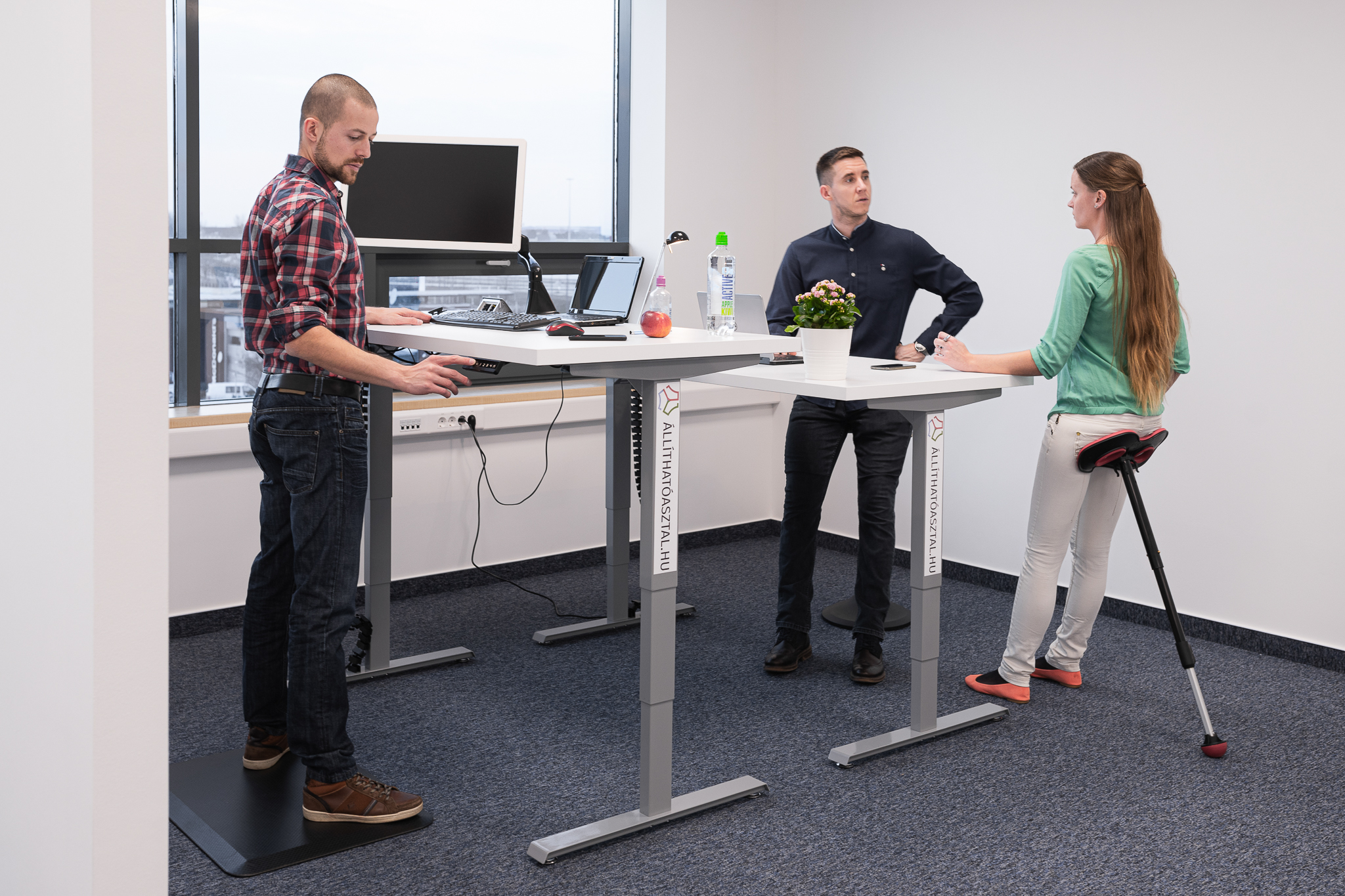 BeActive Elektromos Állítható Asztal