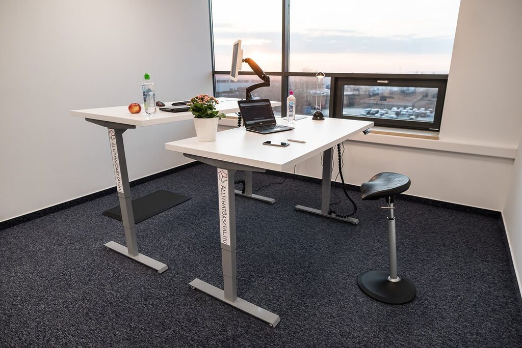 BeActive Elektromosan Állítható Asztal