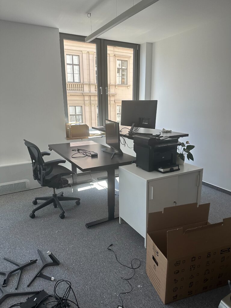 BeActive Állítható Asztal